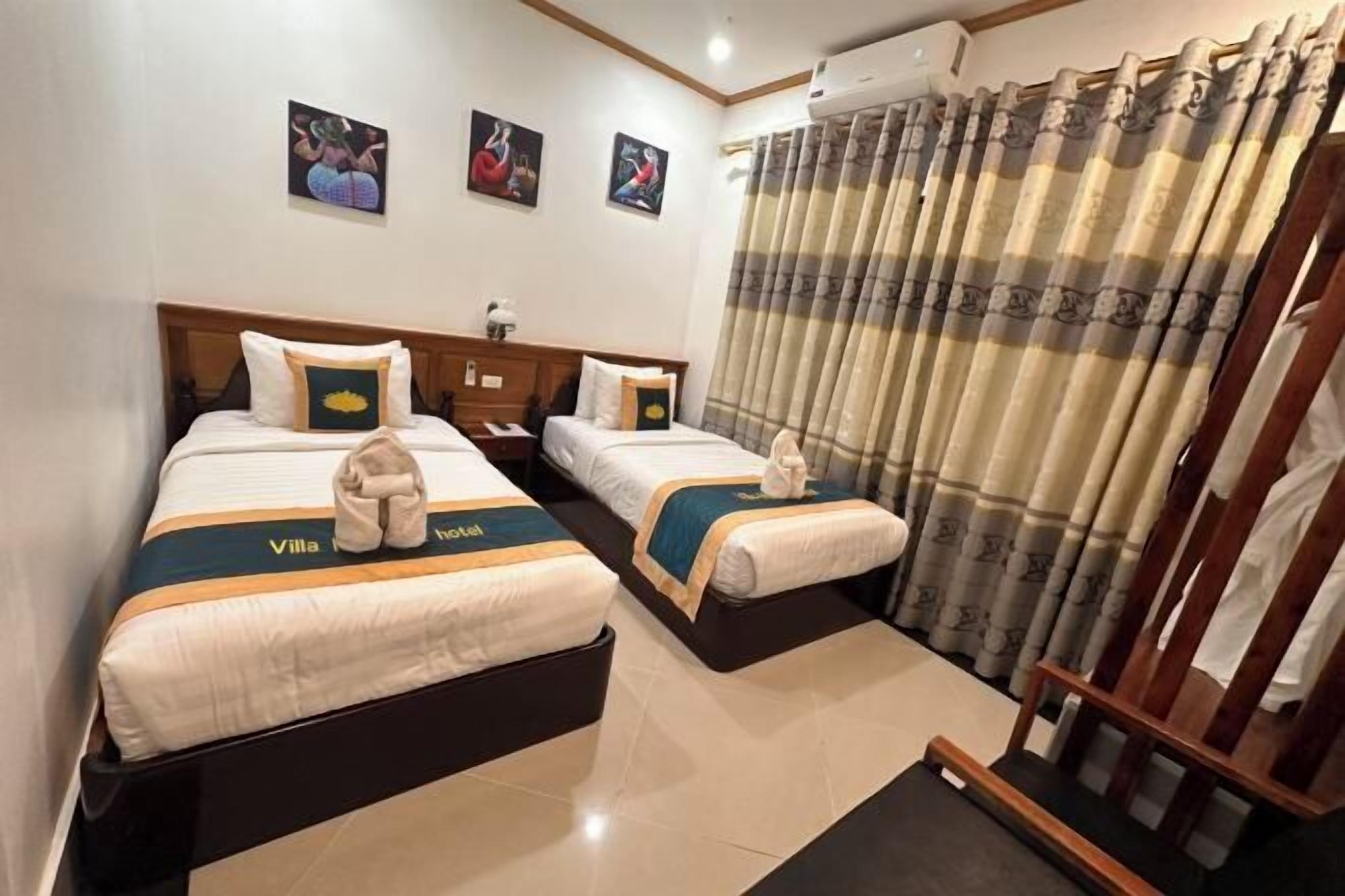 Minibar, in-room safe, blackout curtains, free WiFi