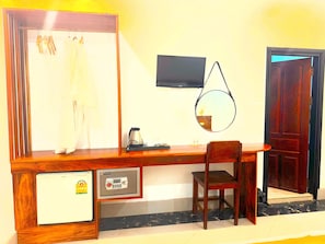 Standard Double Room - Villa Mahasok Hotel (Luang Prabang)