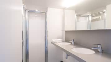 In-room safe, soundproofing, free WiFi, bed sheets