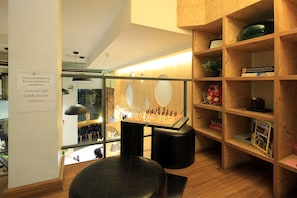 Televisión LED de 40 pulgadas con canales vía satélite y televisión