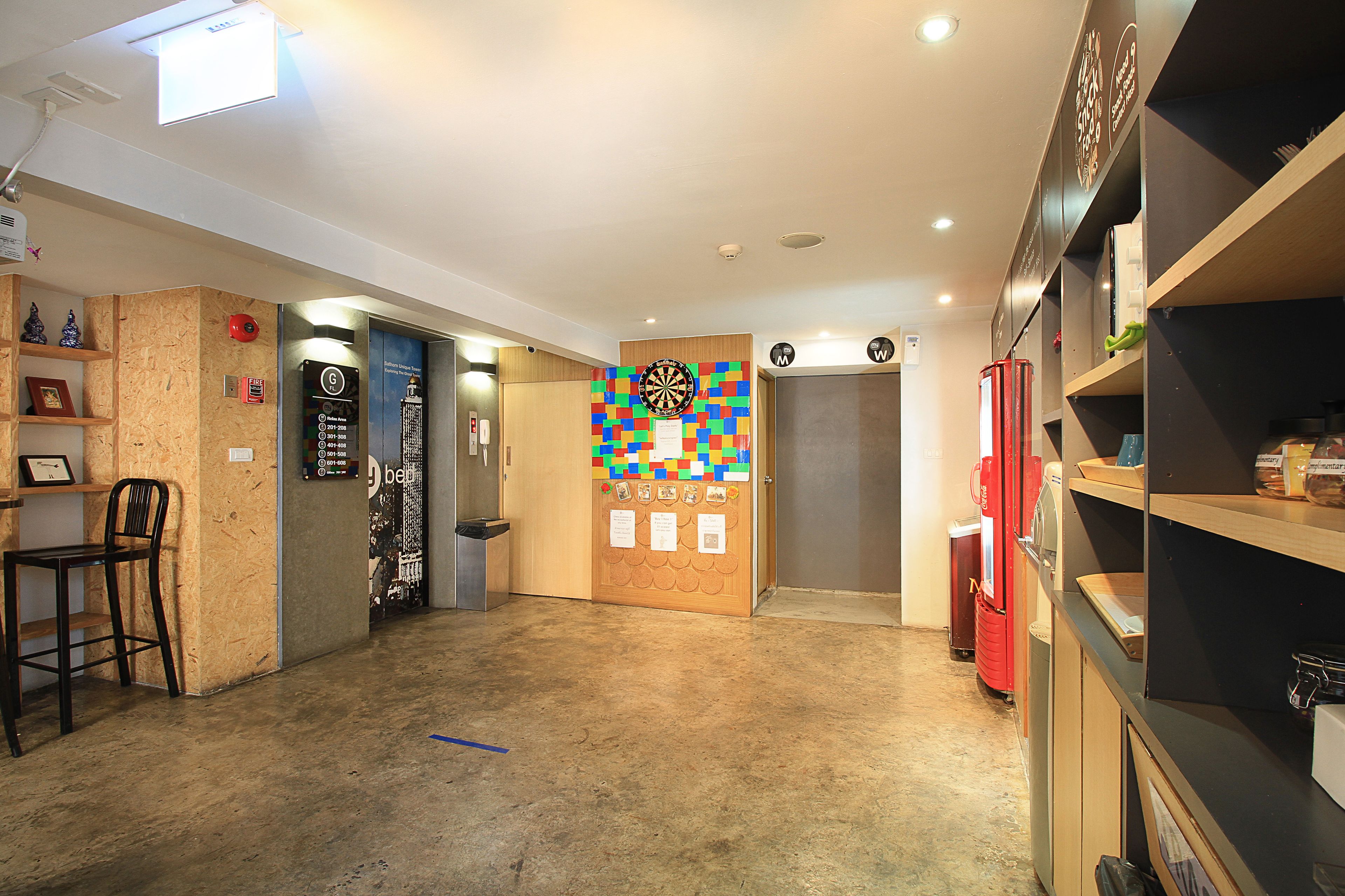 40-inch led tv with satellite channels, tv