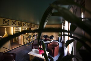 Sala de estar en el lobby