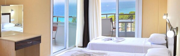 Minibar, desk, soundproofing, free cots/infant beds