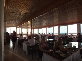 2 restaurants, breakfast, lunch, dinner served; international cuisine