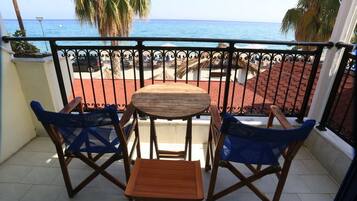 Apartamento, vista para o mar | Vista do quarto