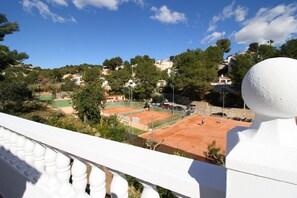 Vila, 4 quartos (3 Double, 2 Twin Beds + 1 Extra Bed) | Vista do quarto