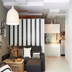 Executive Suite | 1 bedroom, hypo-allergenic bedding, individually decorated