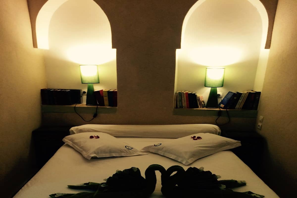 Suite, Non Smoking (Verte) | Premium bedding, in-room safe, blackout curtains, soundproofing