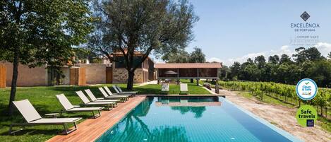 Indoor pool, seasonal outdoor pool, pool loungers