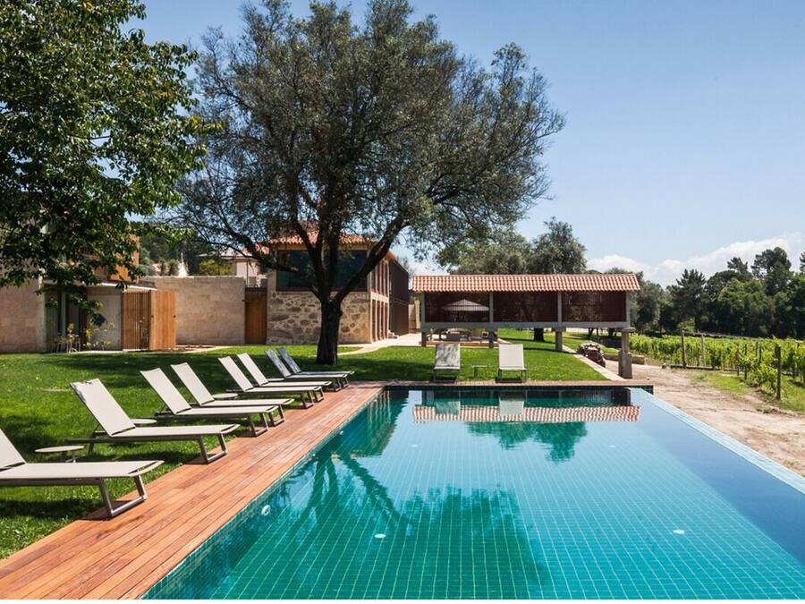 Indoor pool, seasonal outdoor pool, sun loungers