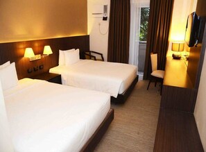 Literie de qualité supérieure, minibar, bureau, rideaux occultants