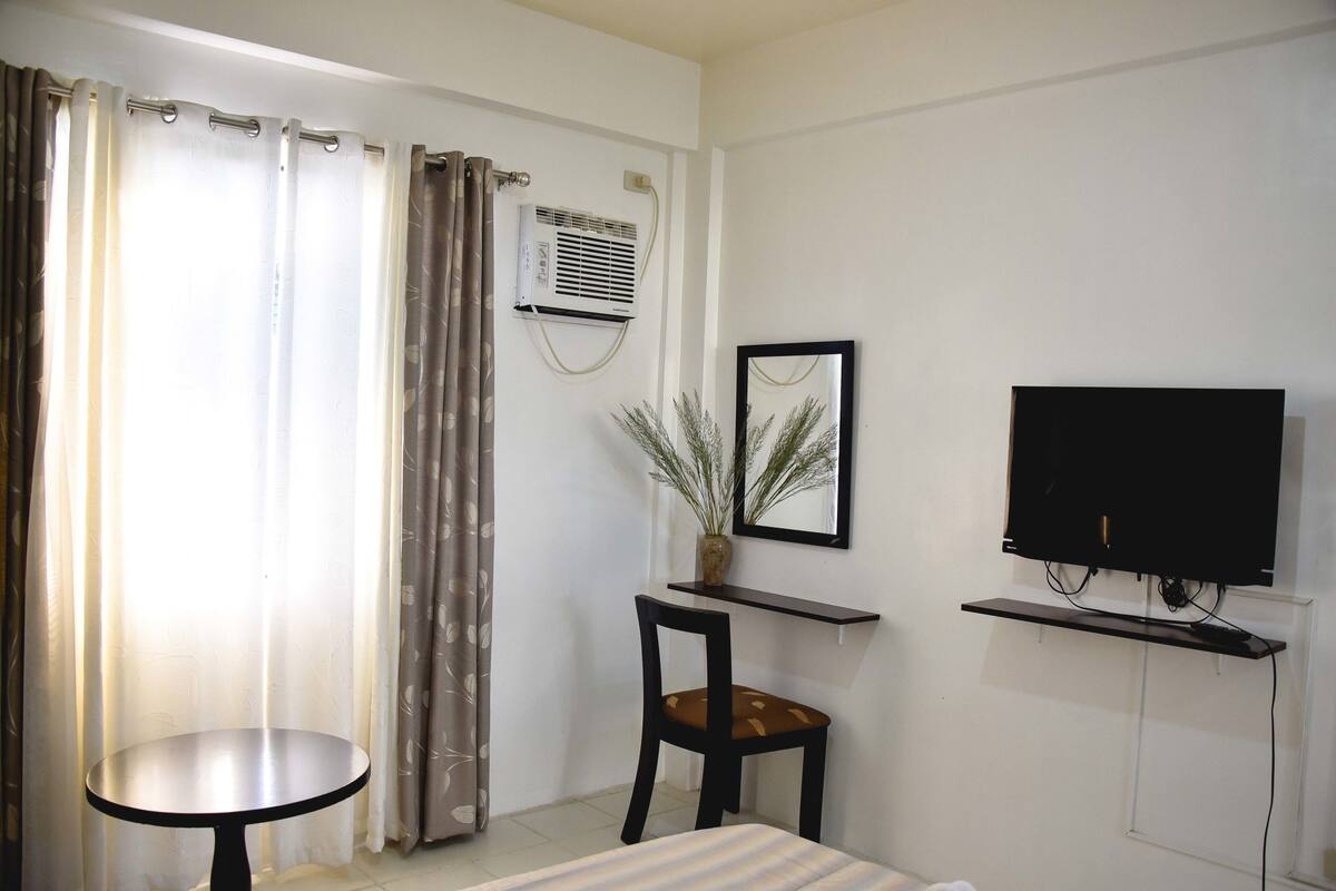 Habitación doble Deluxe, 1 habitación, para no fumadores | Servicios de la habitación
