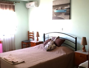 In-room safe, soundproofing, iron/ironing board, rollaway beds - Angela Holiday Apartments (Paphos)