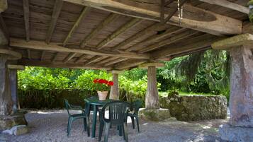 Traditional-Haus, 3 Schlafzimmer | Speisen im Freien