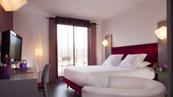 Double Room (Lilas) | Premium bedding, minibar, in-room safe, desk