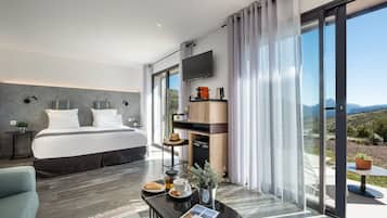Suite, 2 grands lits, terrasse (Tournesol) | Literie de qualité supérieure, minibar, coffres-forts dans les chambres