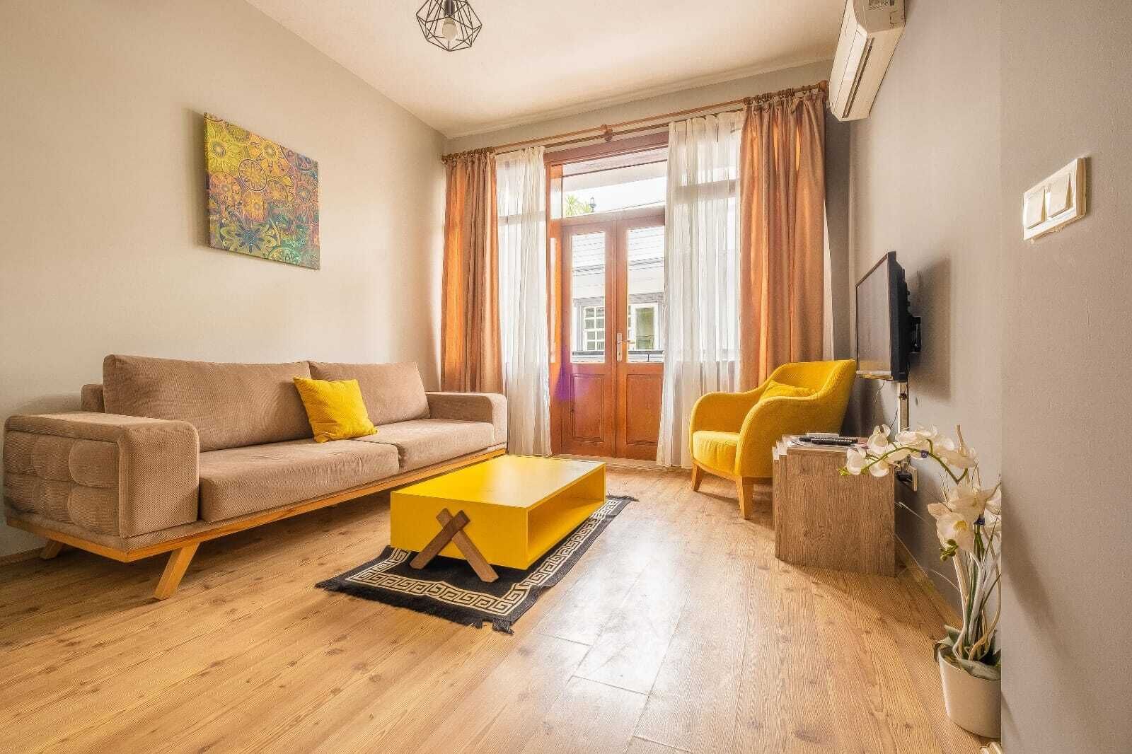 0-Zoll-Smart-TV mit Satellitenempfang