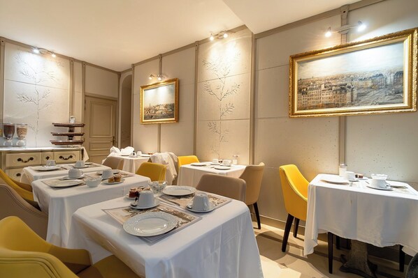 Restaurant - Hôtel des Bains (Paris)