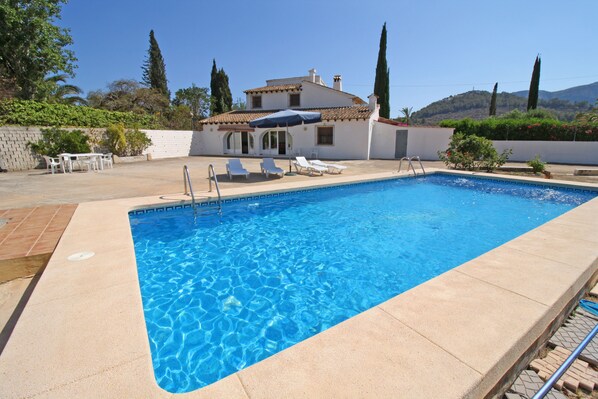 Villa, 3 Bedrooms (+ 1 Extra Bed) | Pool