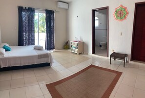 1 ห้องนอน, ตู้นิรภัยในห้องพัก, ห้องพักตกแต่งอย่างมีเอกลักษณ์