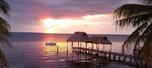 Family Villa, 3 Bedrooms, Private Pool, Beach View | Living area