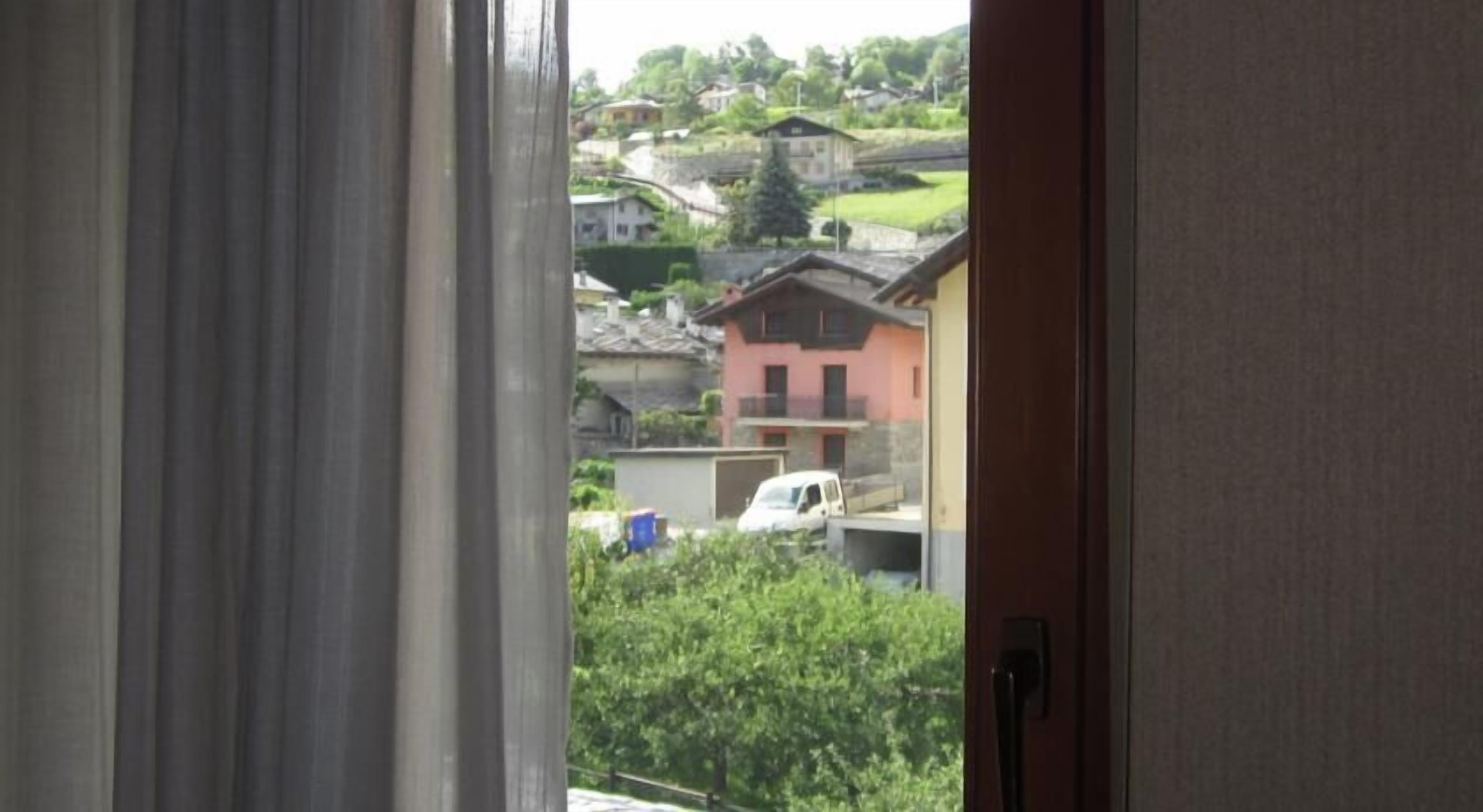 double or twin room | cots/infant beds, free wifi