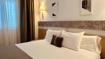 Standard Double or Twin Room | Egyptian cotton sheets, premium bedding, down duvets, minibar