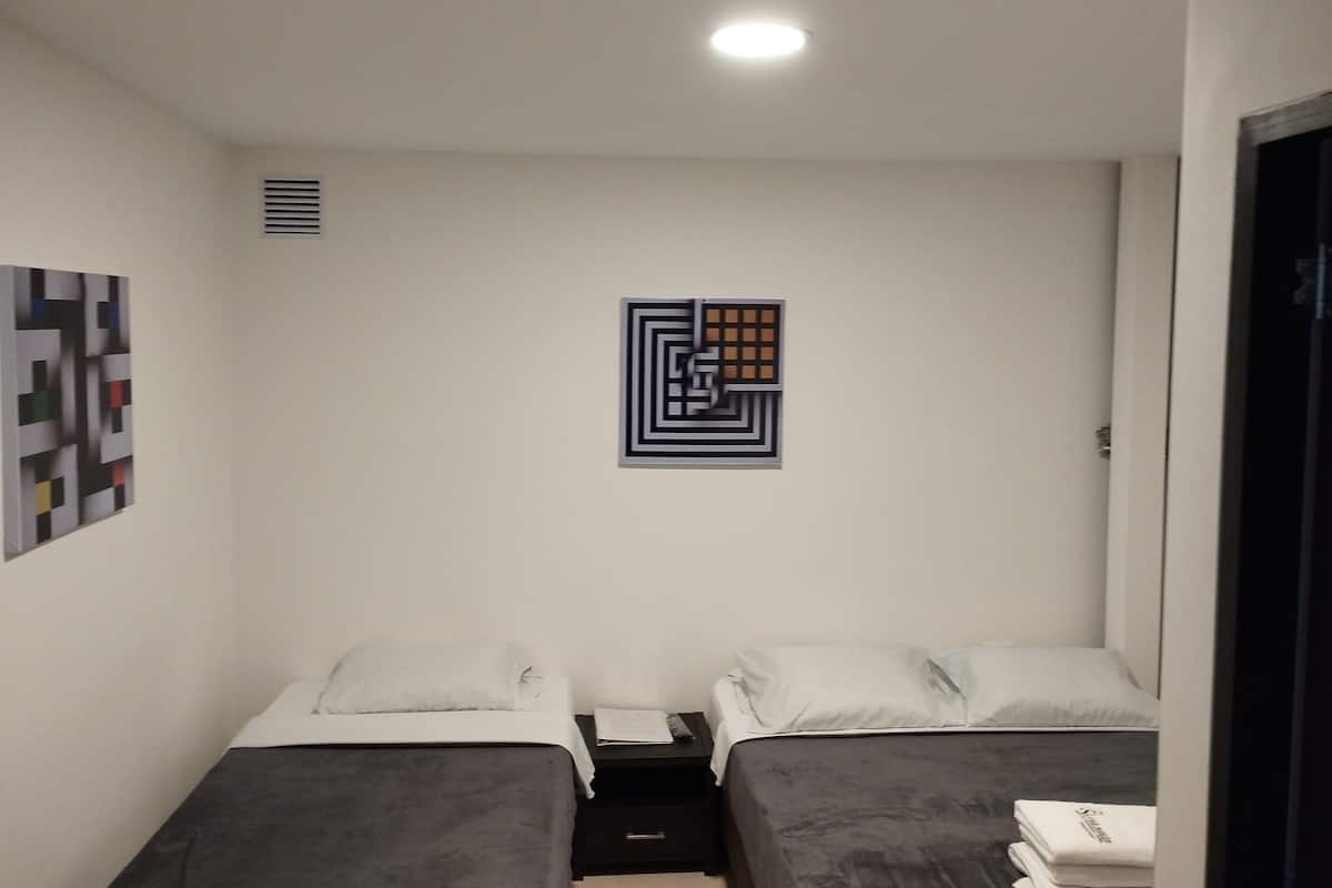 2 bedrooms, free WiFi, bed sheets