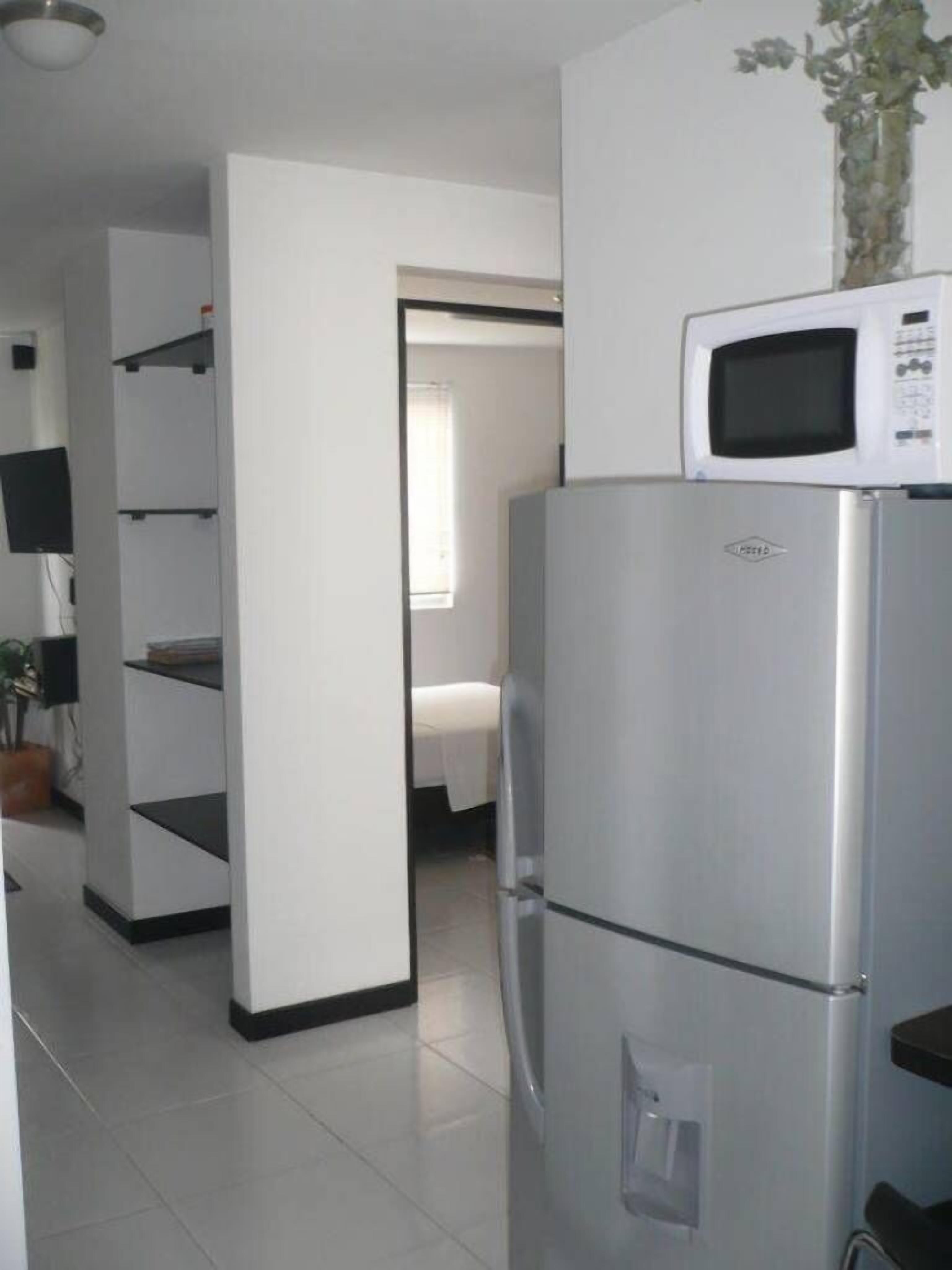 Family Apartment, 2 Bedrooms | Microwave