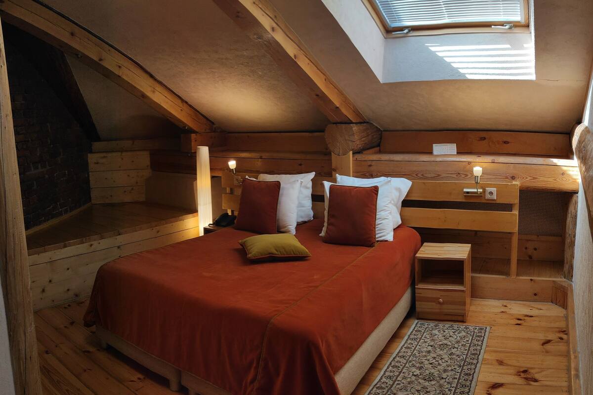 Double Room | 1 bilik tidur, peti besi dalam bilik, dihias secara berasingan