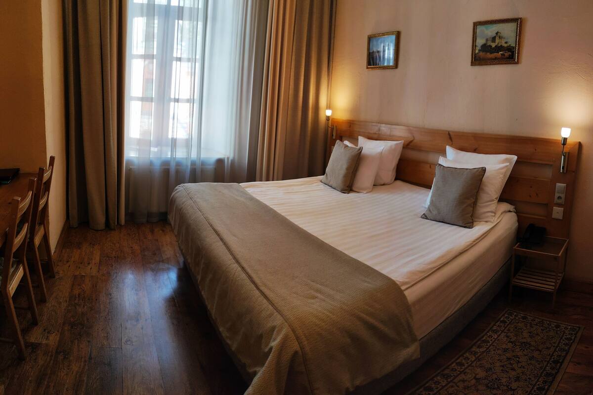 Superior Room | 1 bedroom, in-room safe, individually decorated, individually furnished