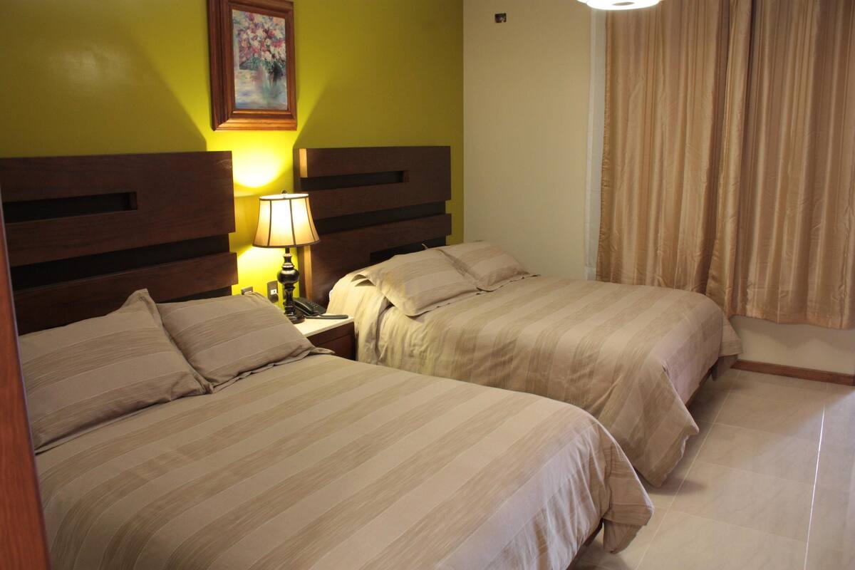 Premium bedding, in-room safe, desk, laptop workspace