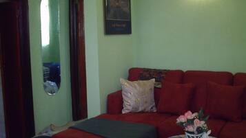 1 bedroom, Egyptian cotton sheets, in-room safe, individually decorated