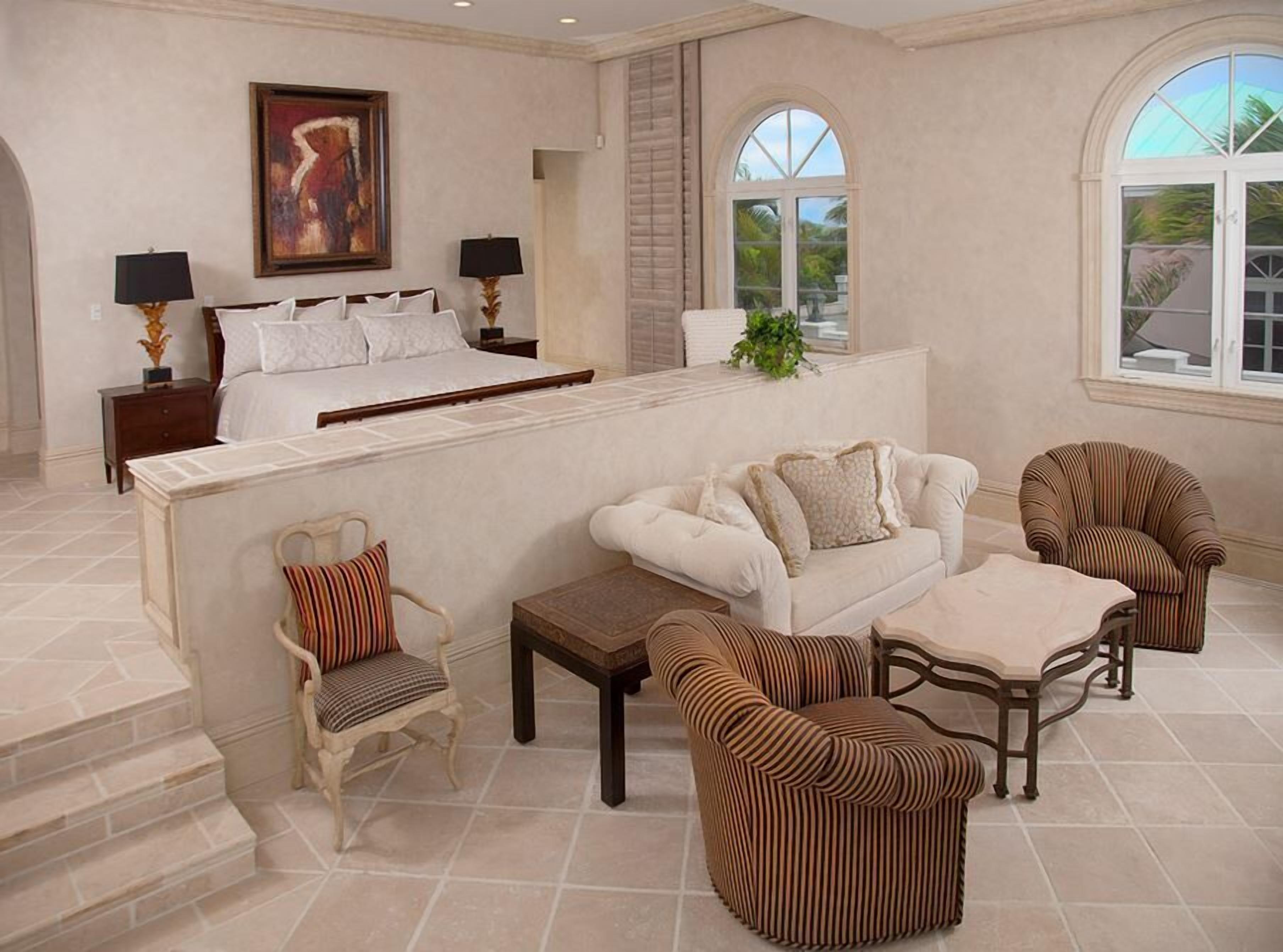 5 bedrooms, minibar, in-room safe, rollaway beds