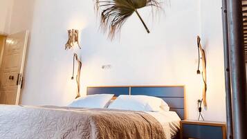 Quadruple Room | In-room safe, soundproofing, iron/ironing board, free WiFi