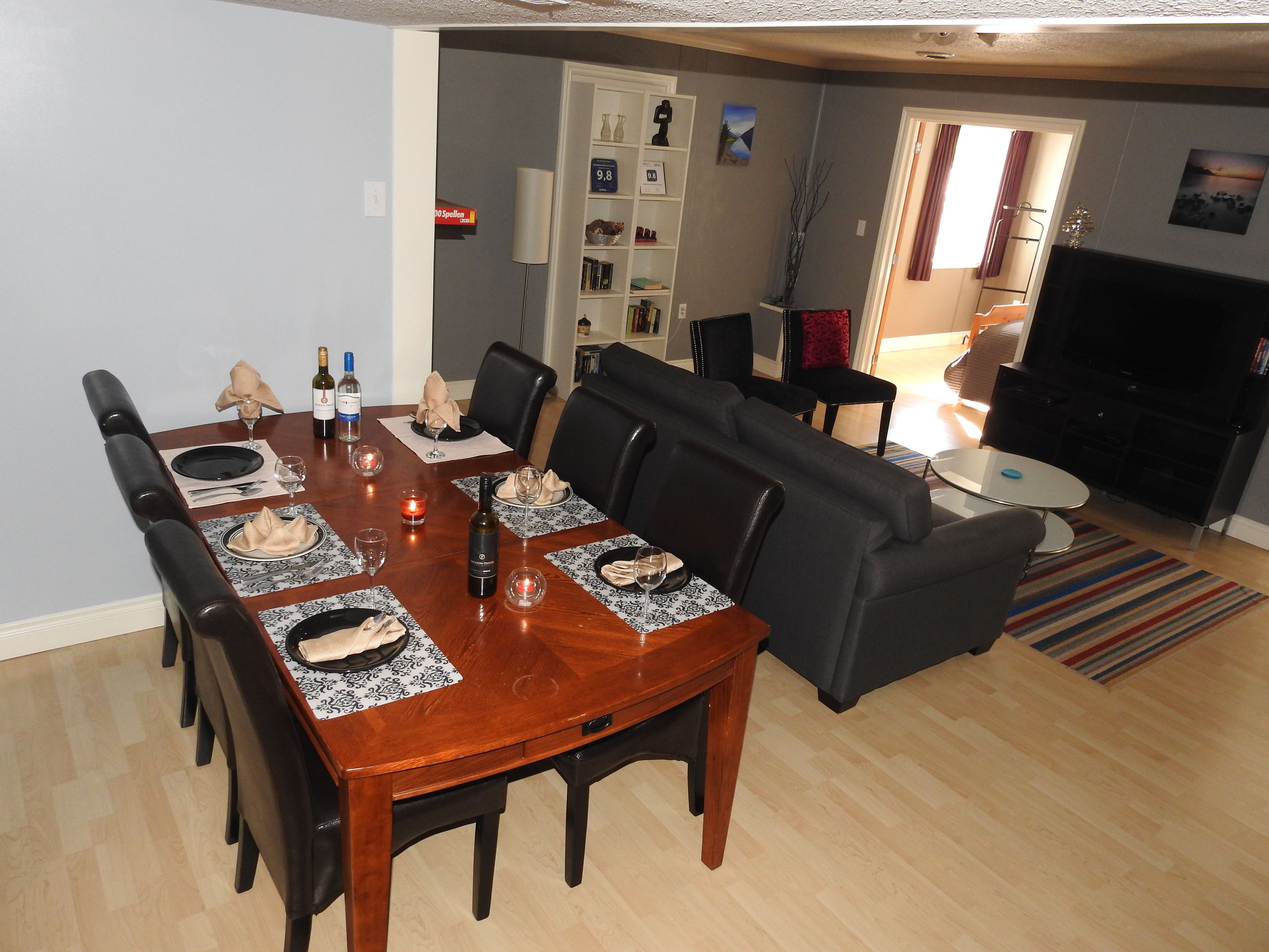 apartment, 2 bedrooms, hot tub, mountain view | living room | flat-screen tv, fireplace