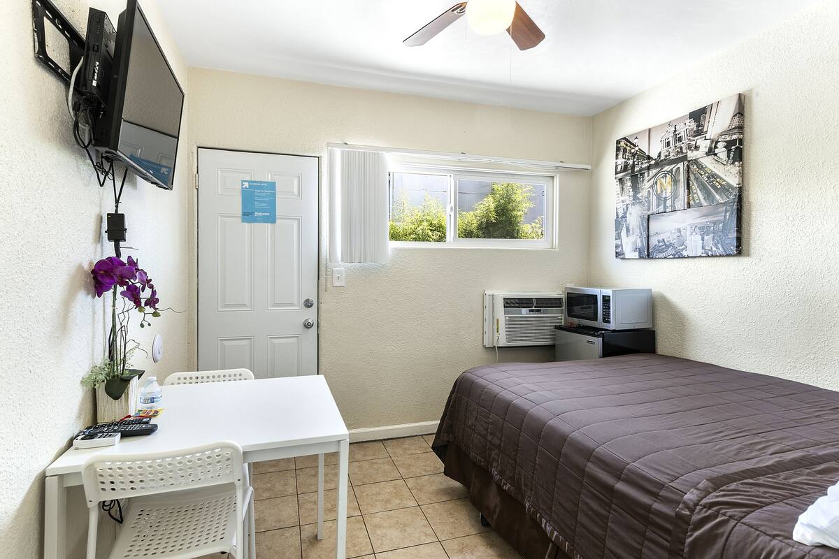 Estudio, 1 cama de matrimonio