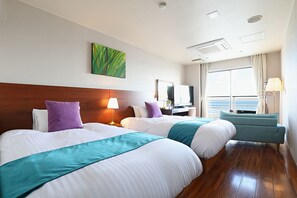 Casual Twin Room, Ocean View | Desk, free WiFi - Sayan Terrace Hotel & Resort (Onjuku)