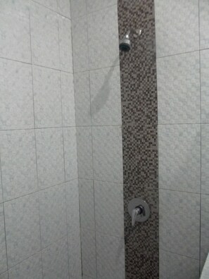 Bathroom - Komodo Boutique Hotel (Labuan Bajo)