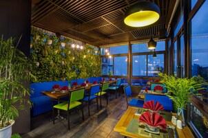 Frokost på farten er inkludert hver dag