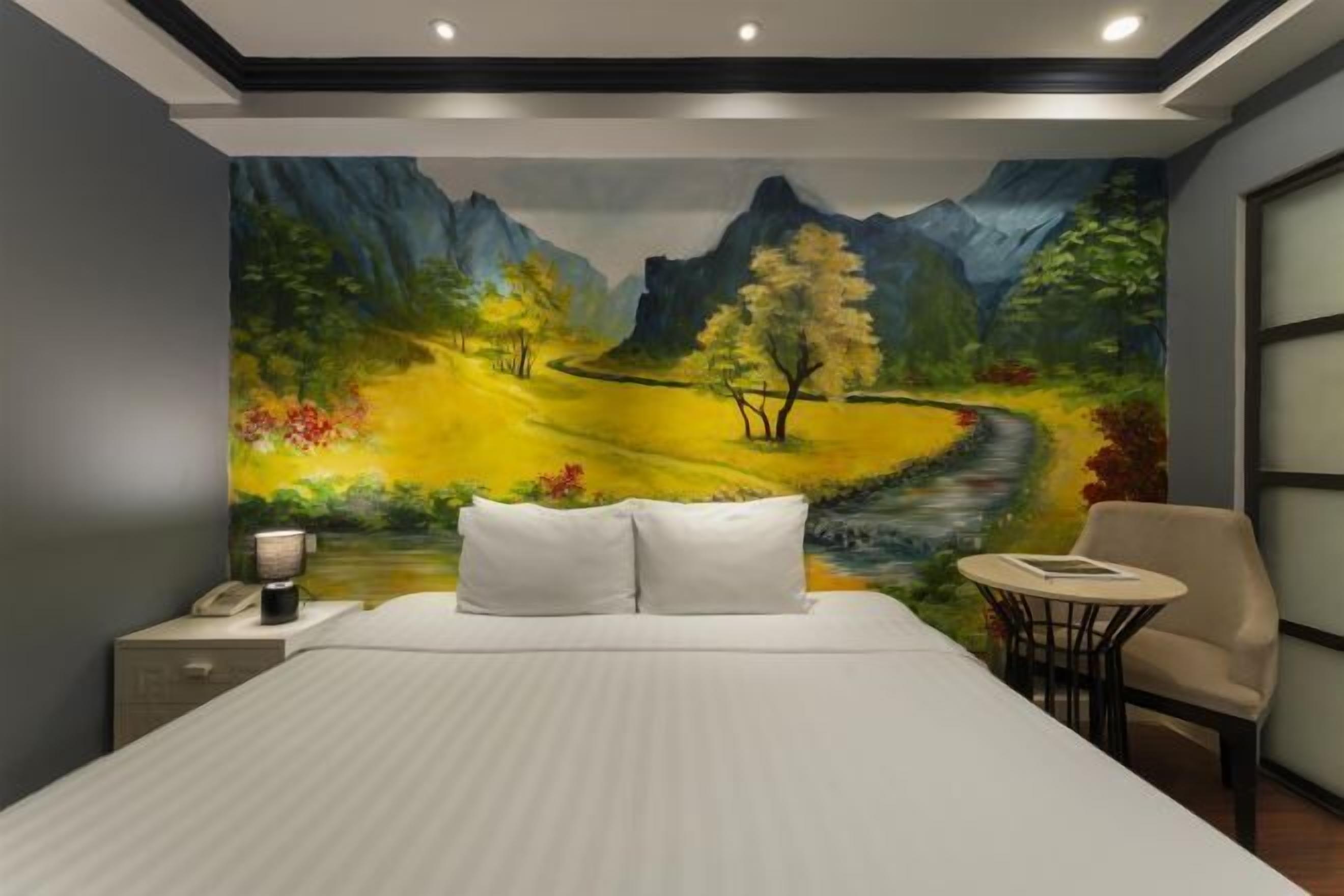 Minibar, in-room safe, desk, soundproofing