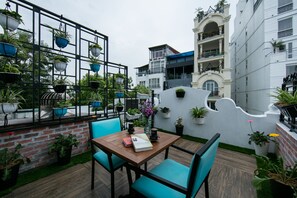 Terrace Suite City View | Terrace/patio - Hanoi La Selva Hotel (Hanoi)