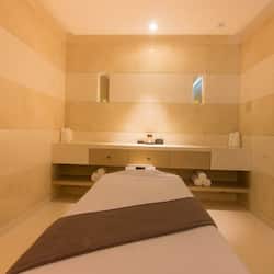 Sale per trattamenti di coppia, sauna, vasca idromassaggio, bagno turco