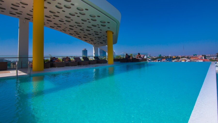SUN & MOON, Urban Hotel