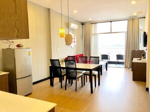 Luxury Apartment, 1 Bedroom, River View | In-room dining - Asiban Quay Boutique Hotel (Phnom Penh)