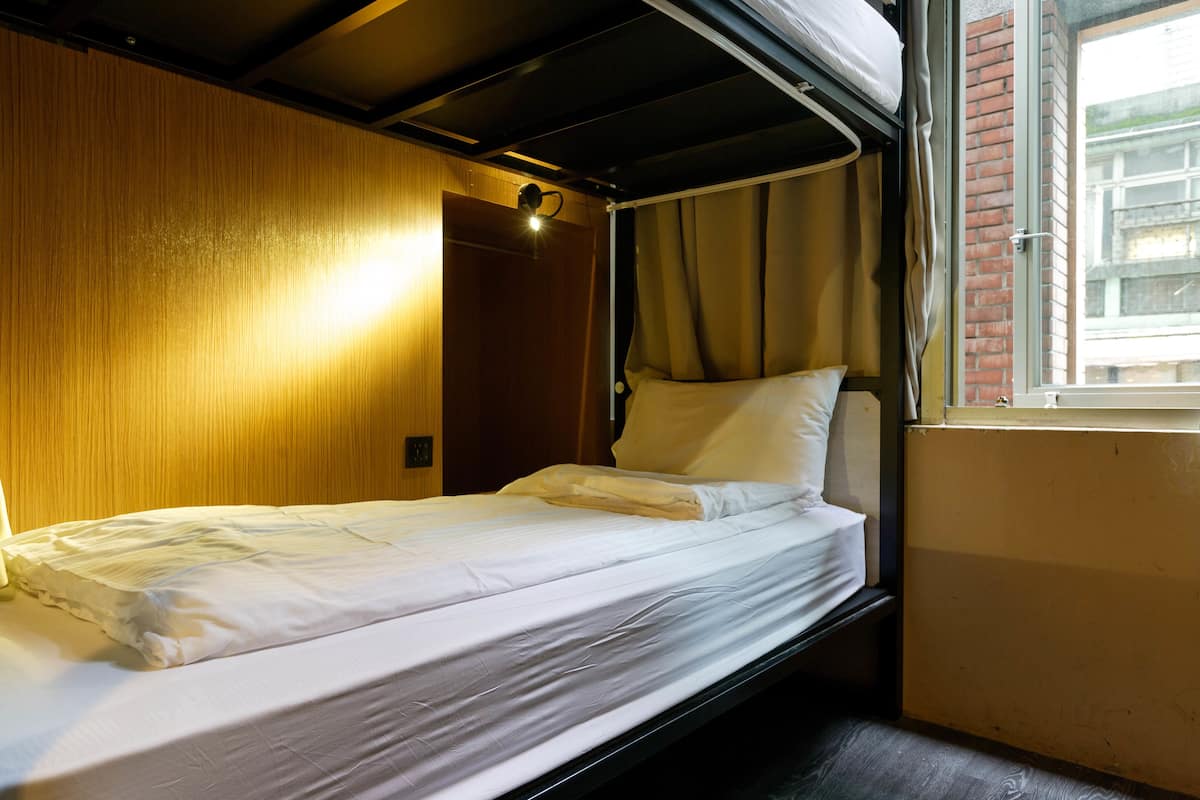 In-room safe, free WiFi