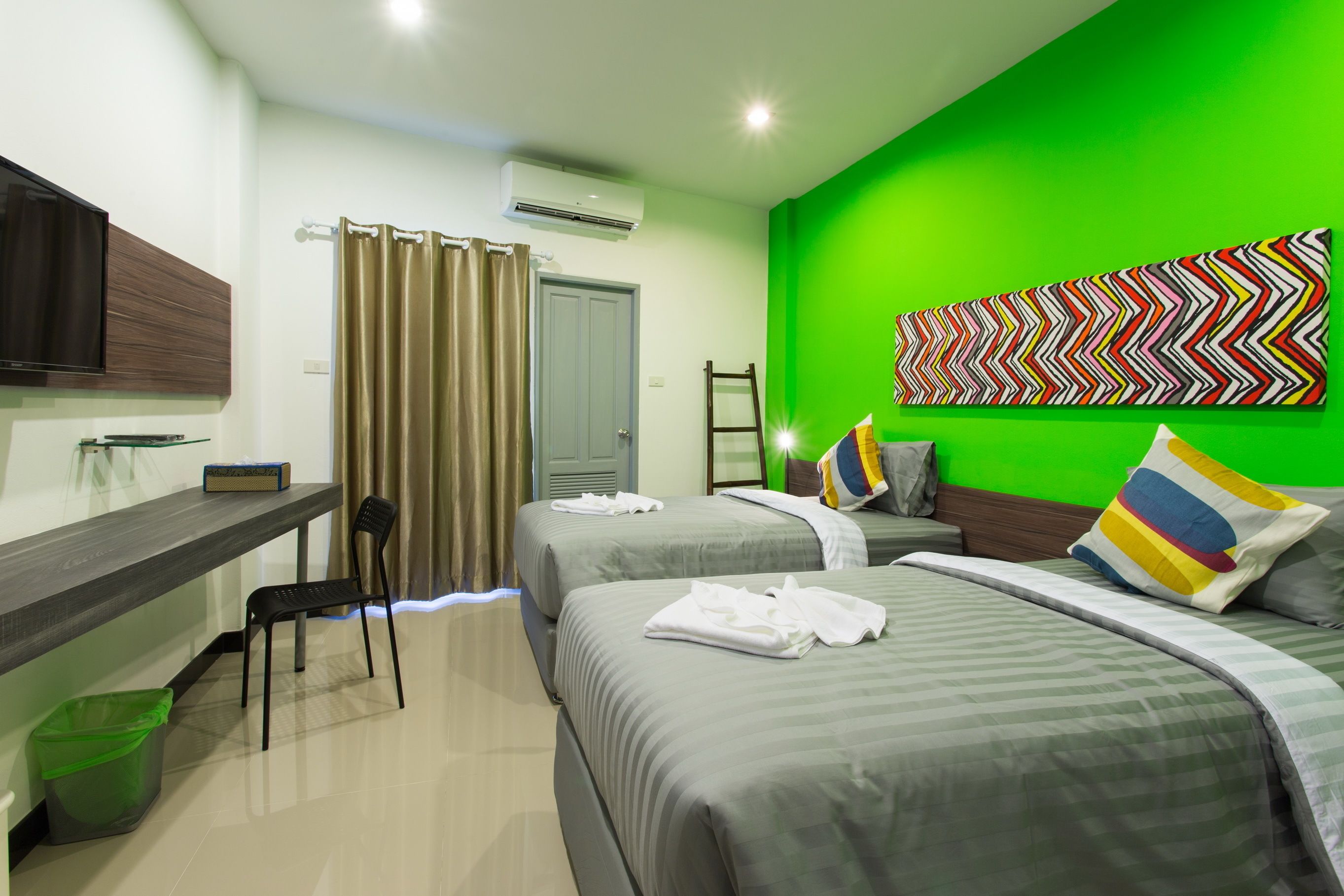 standard double or twin room | desk, free wifi