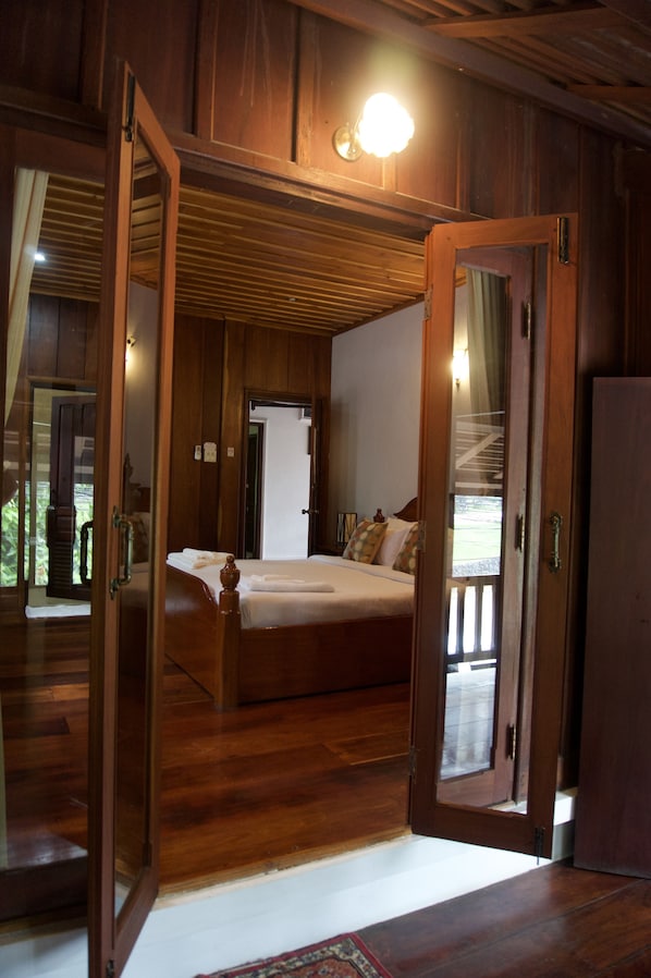 Deluxe Double Room | Egyptian cotton sheets, desk, free WiFi - Villa Sayada (Luang Prabang)