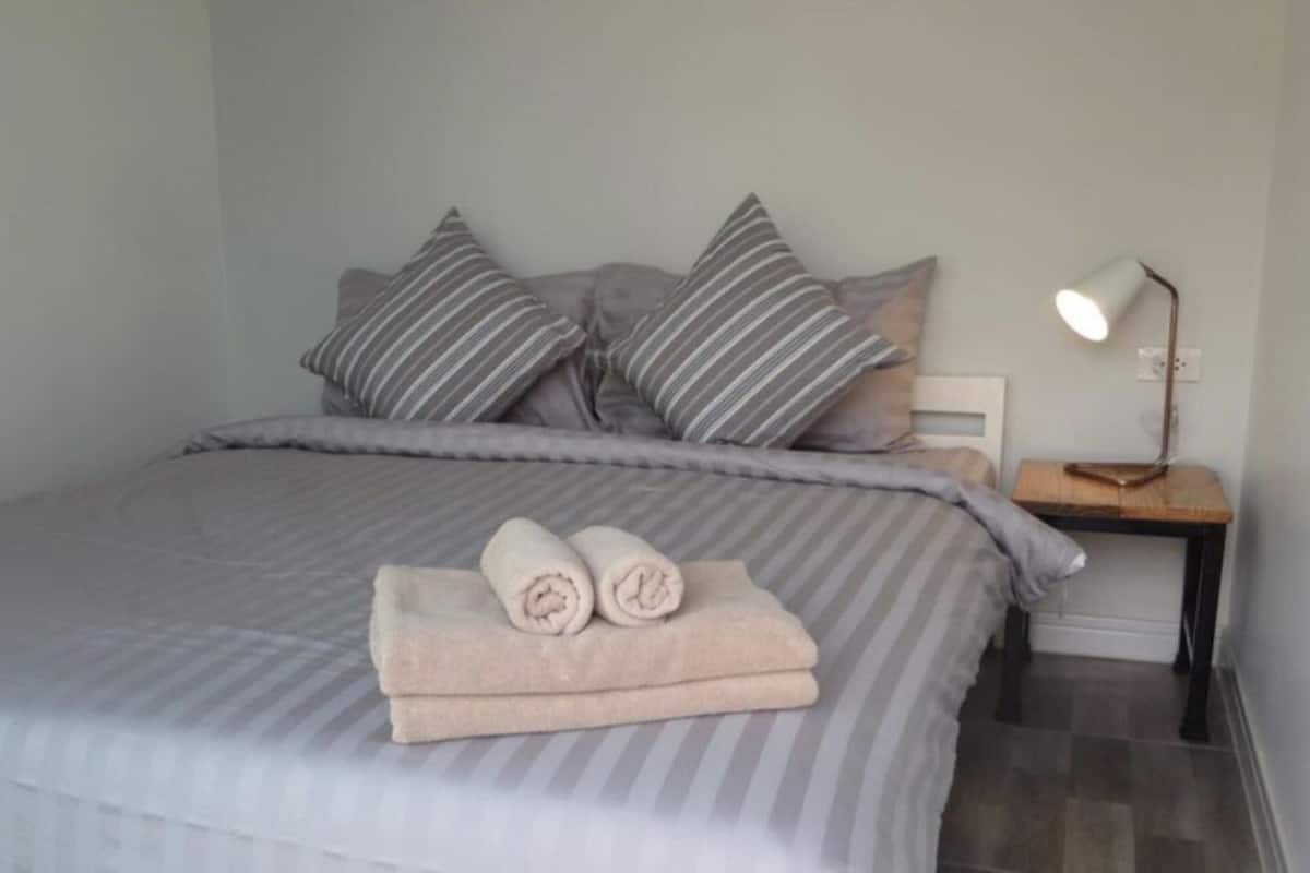 Standard Double Room, Shared Bathroom