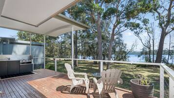 Lakefront Apartment | Lake view